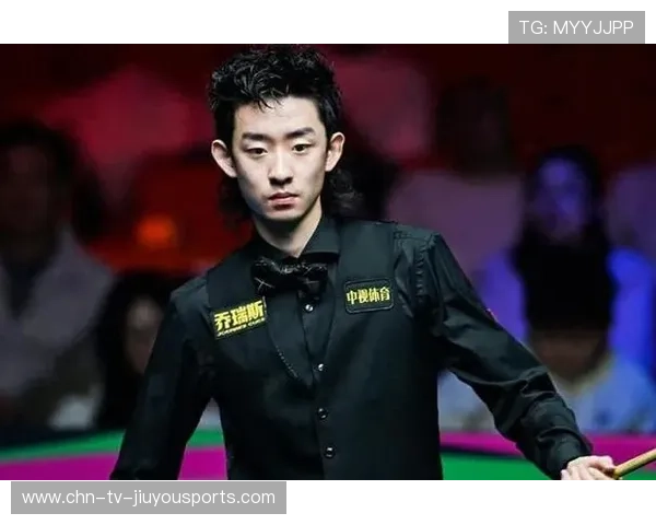 5-4！吴宜泽领先希金斯，上半场狂轰三杆破百，吴希泽的